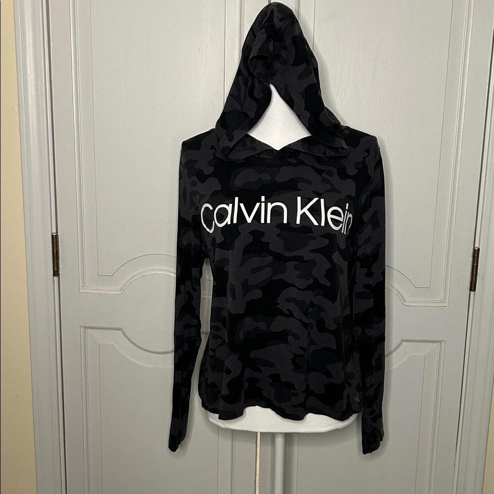 Women’s Calvin Klein Camo Hoodie (S)